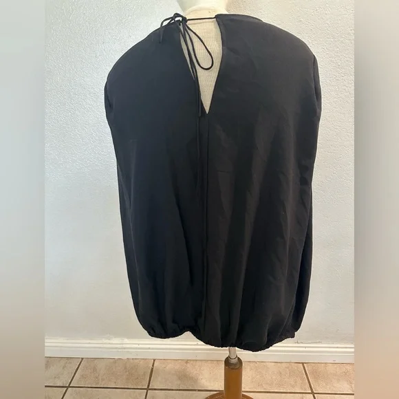 Lane Bryant Black Cape Women’s Top | Size 22/24 - Picture 6 of 8